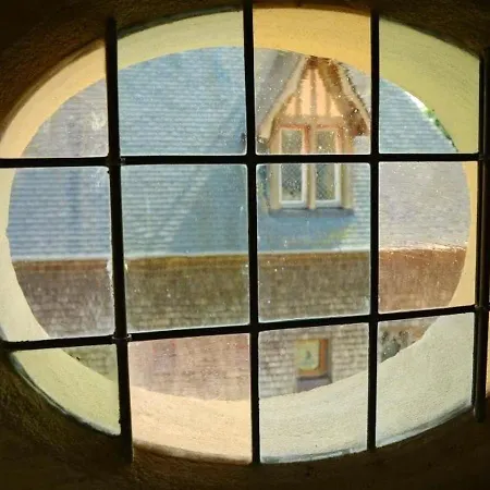 Maison Spacieuse A Avec Jardin