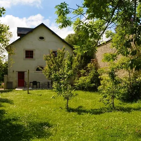 Maison Spacieuse A Avec Jardin 펜션