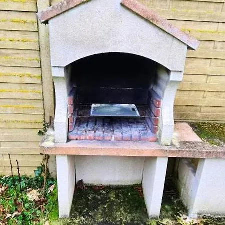 Maison Spacieuse A Avec Jardin